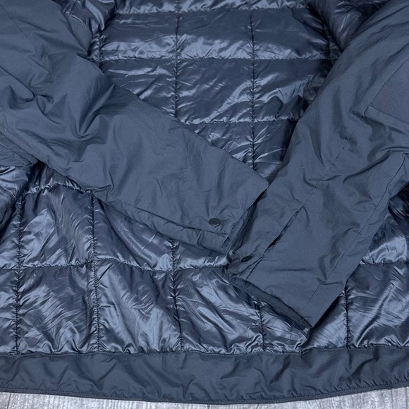 Lululemon The Quilt Back Shacket in Black [9025 - Picture 3 of 10